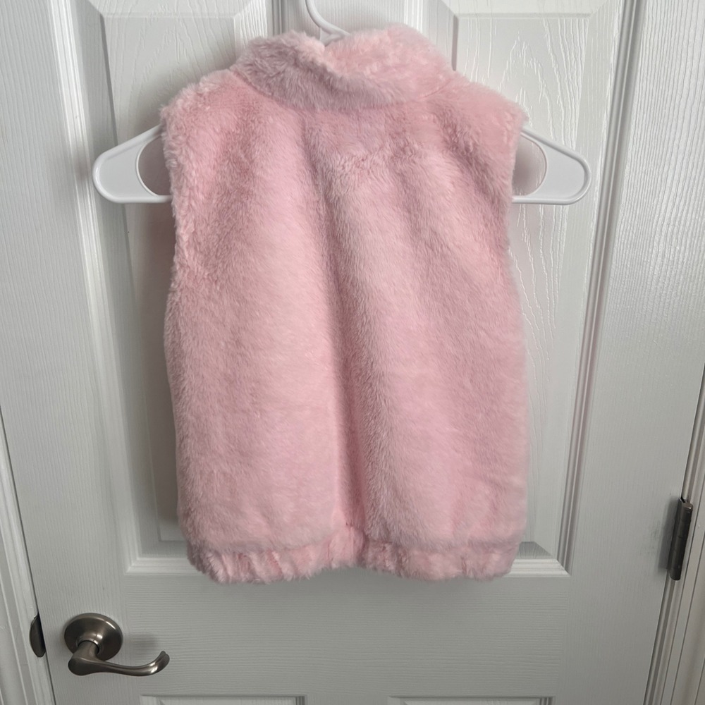 Cynthia Rowley Kids Pink Fuzzy Faux Fur Zip Up Vest Girls Size M 7/8 - Picture 4 of 8